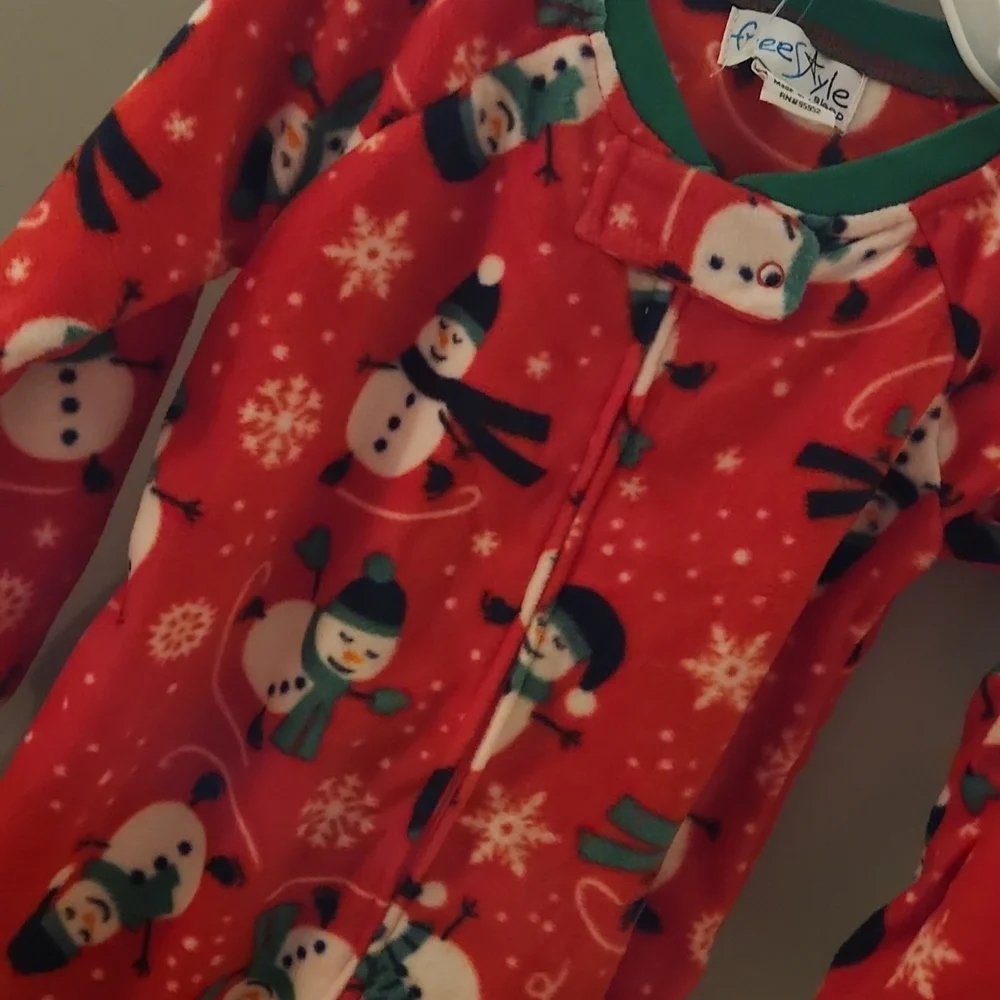 Red & White Snowman Fleece Bodysuit Pajamas